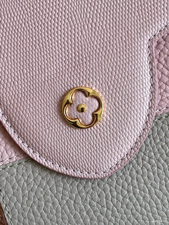 WIS VUITTON LOUIS CAPUCINES BB 1003